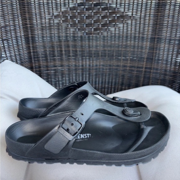 Birkenstock Gizeh Essentials Size 36 5-5.5 US Black - Picture 1 of 7